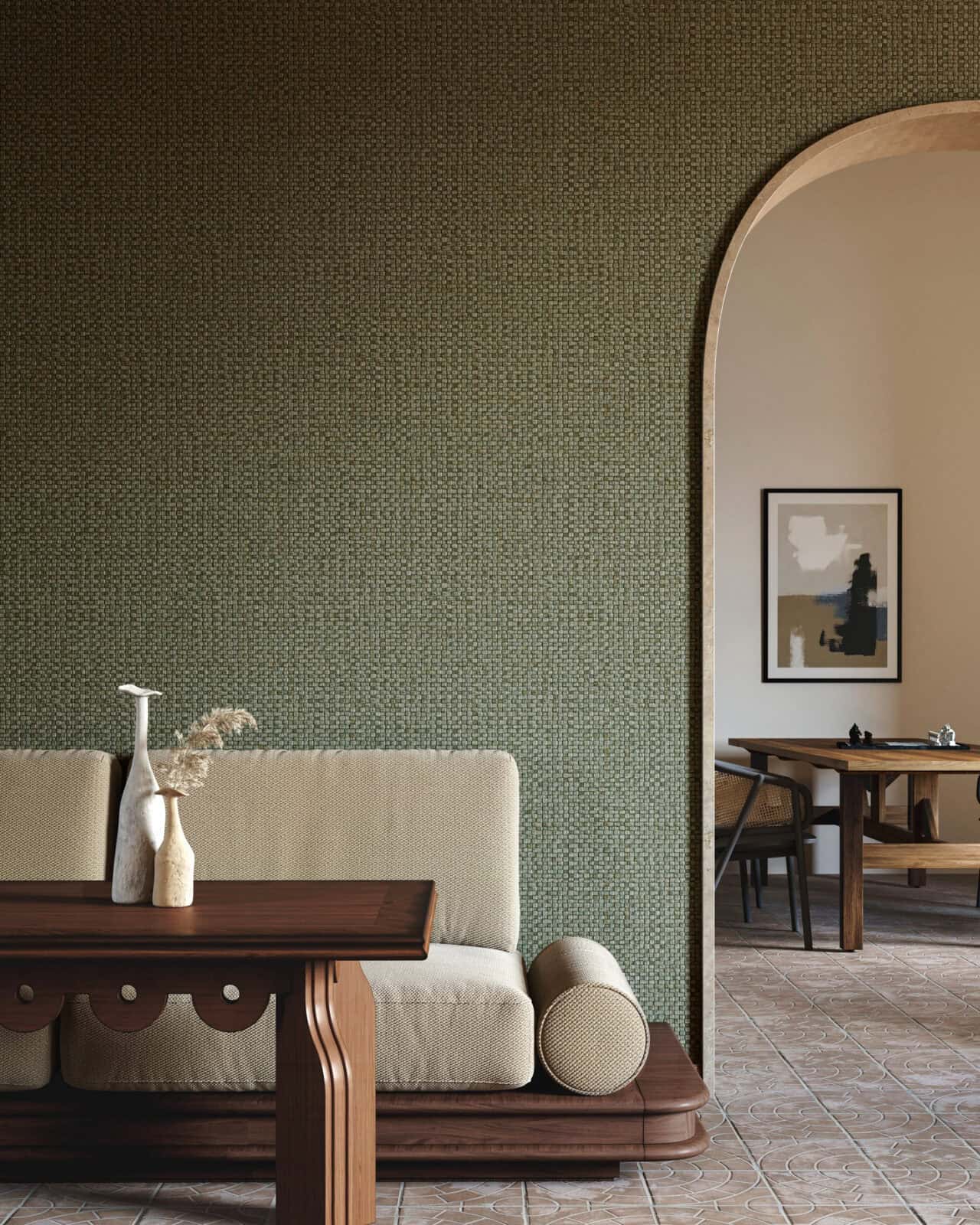 olijfgroen behang met textuur in een woonkamer
